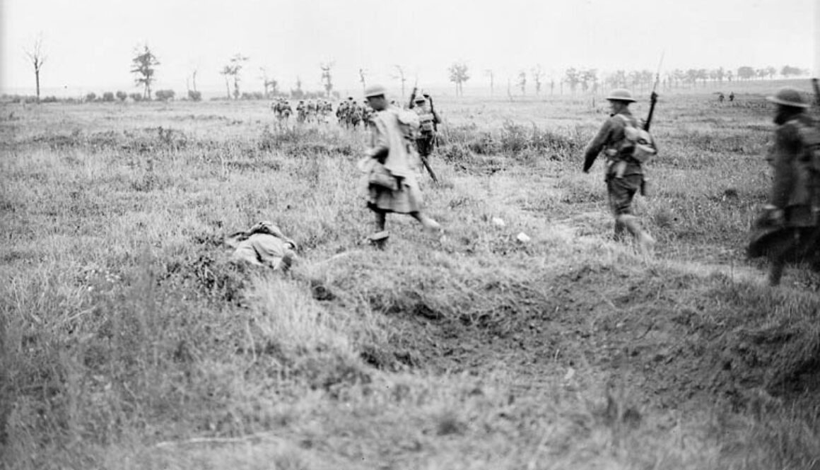169_Canadians advancing. Advance East of Arras. September, 1918